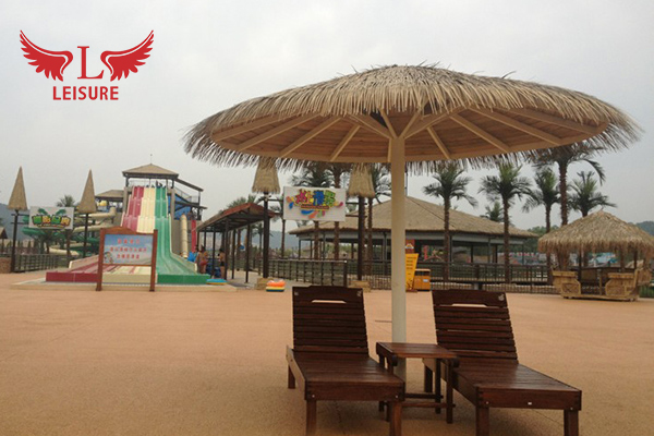 遼寧水上樂園-仿真茅草傘項目2